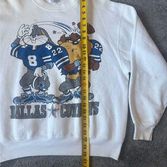 vintage 80s Dallas Cowboys NFL x Looney Tunes crewneck size L Made in the USA - Picture 5 of 8